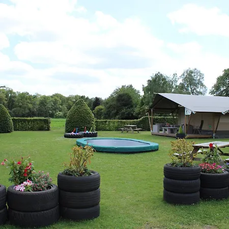 Safaritent Geitje Met Prive Sanitair Οργανωμένο κάμπινγκ *